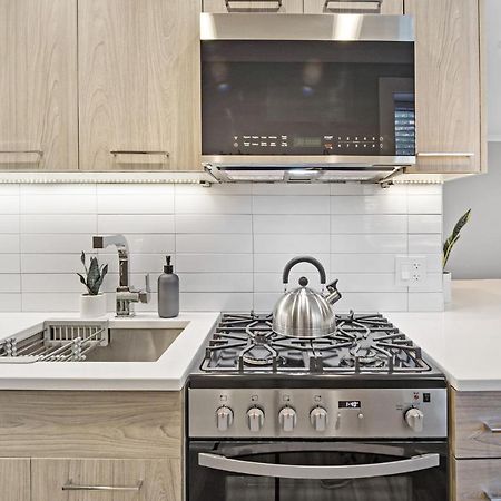 Sophisticated Studio Apartment With Modern Kitchen - Oakdale Od2 Rep Chicago Esterno foto