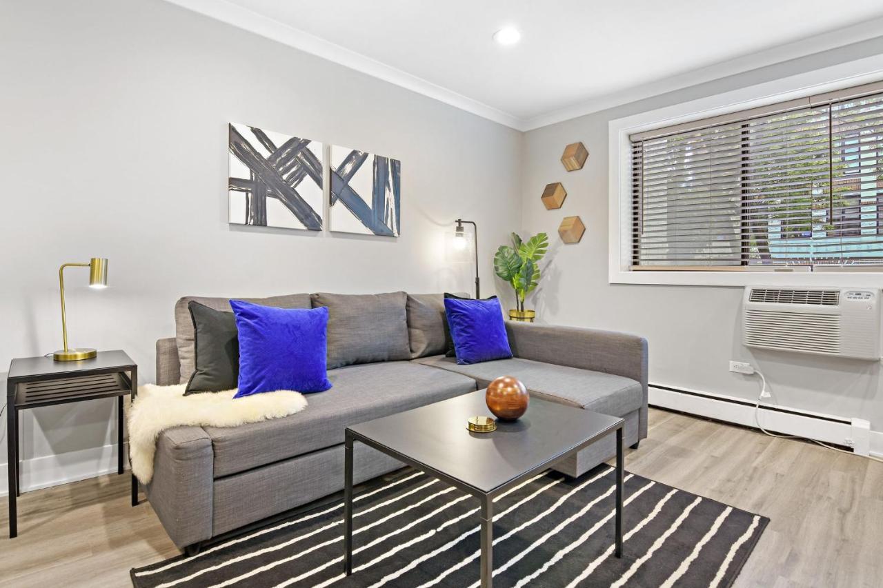 Sophisticated Studio Apartment With Modern Kitchen - Oakdale Od2 Rep Chicago Esterno foto
