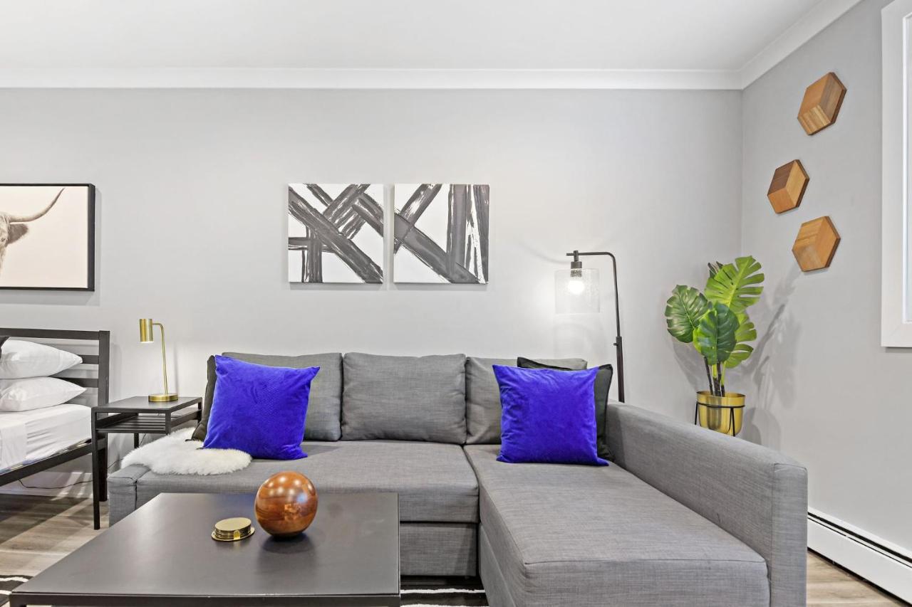 Sophisticated Studio Apartment With Modern Kitchen - Oakdale Od2 Rep Chicago Esterno foto